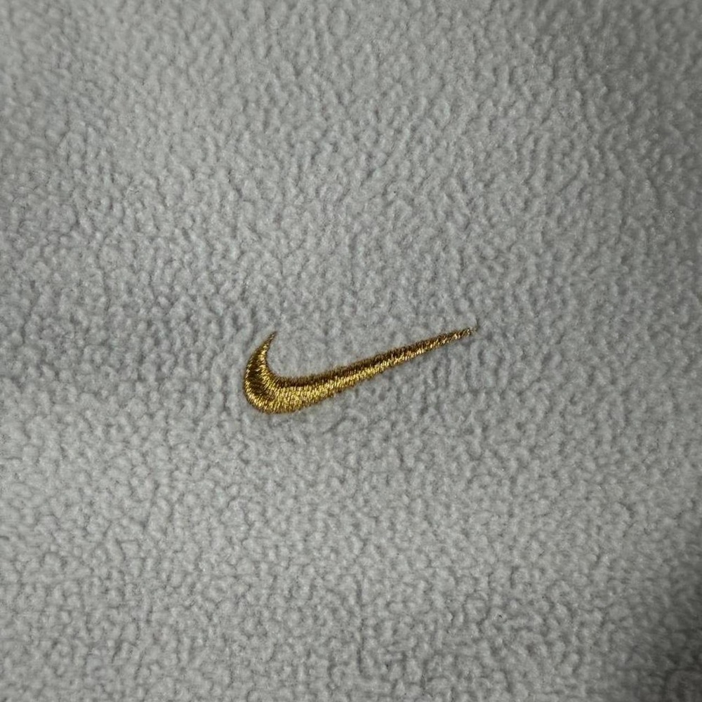 Nike Thermal Fleece Crop Sweatshirt Dri-Fit Size S - Picture 2 of 7